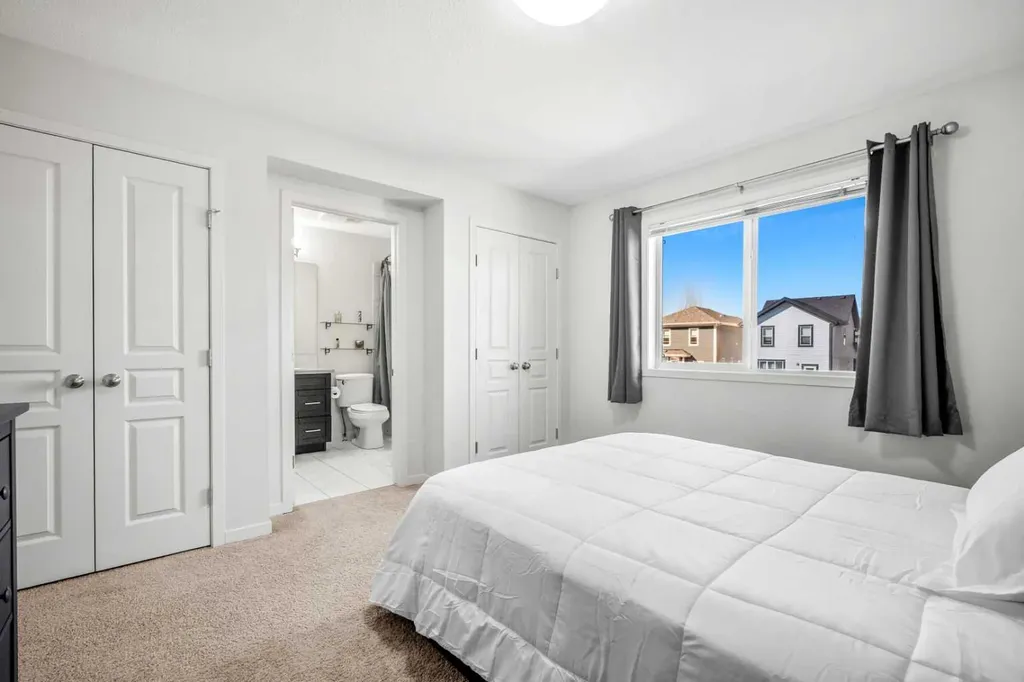 432 Marquis Heights SE Calgary AB T3M 1V1