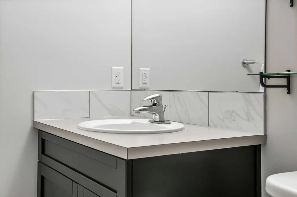 432 Marquis Heights SE Calgary AB T3M 1V1