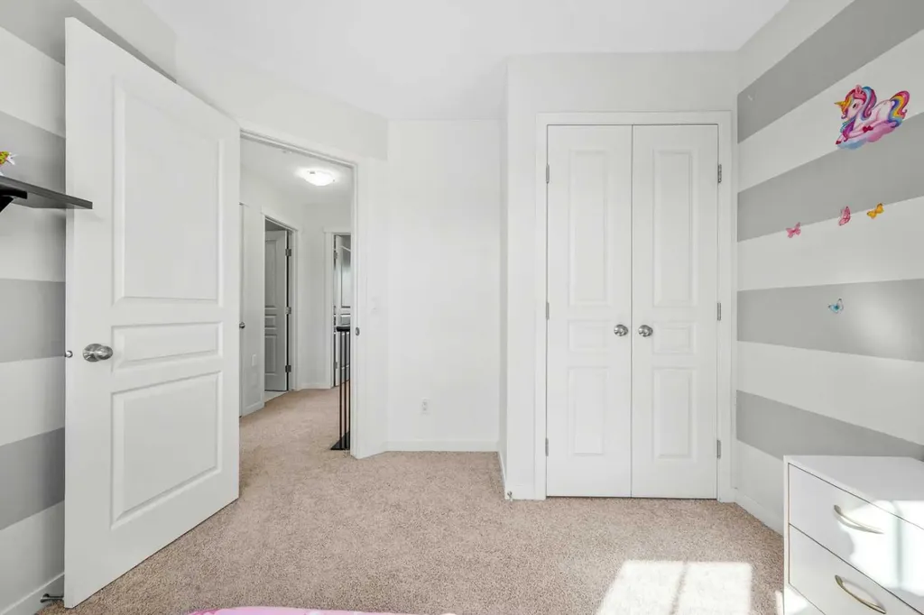 432 Marquis Heights SE Calgary AB T3M 1V1
