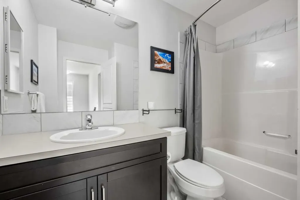 432 Marquis Heights SE Calgary AB T3M 1V1