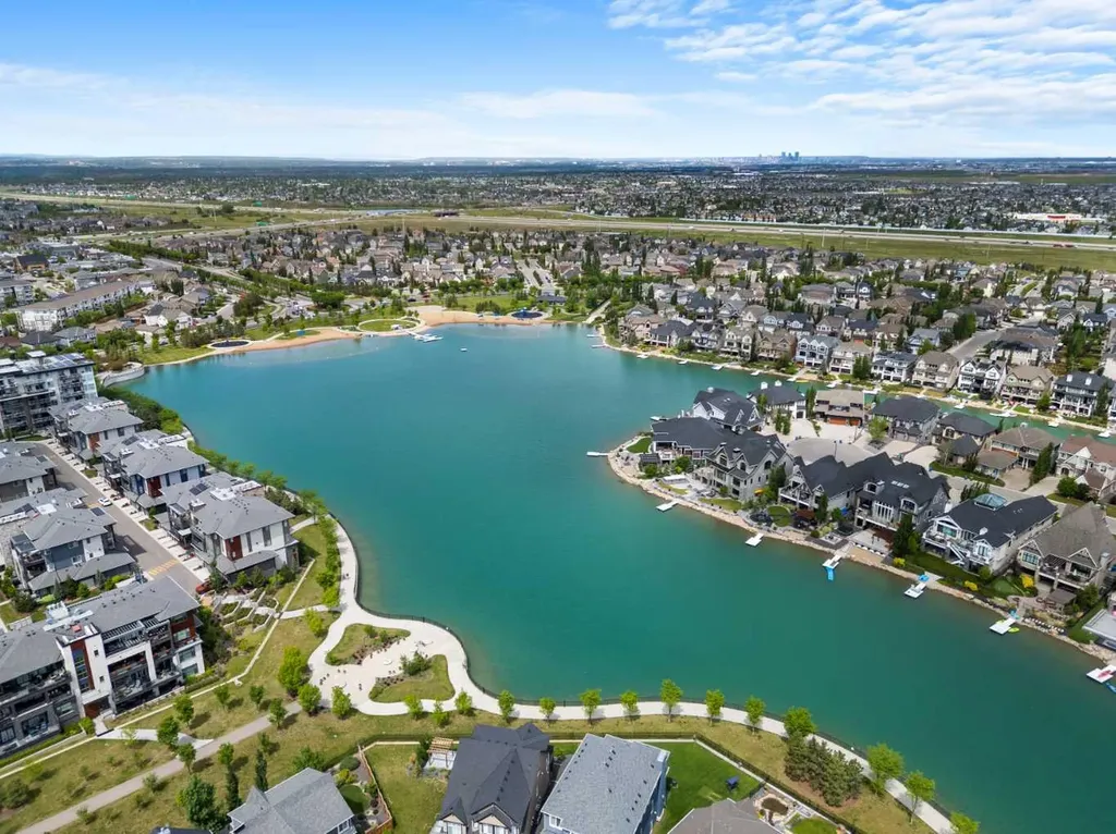 432 Marquis Heights SE Calgary AB T3M 1V1