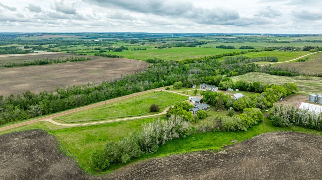 40509 Range Road 234 Rural Lacombe County AB T0C 0Y0
