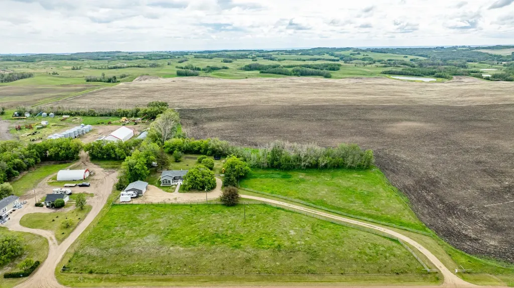40509 Range Road 234 Rural Lacombe County AB T0C 0Y0