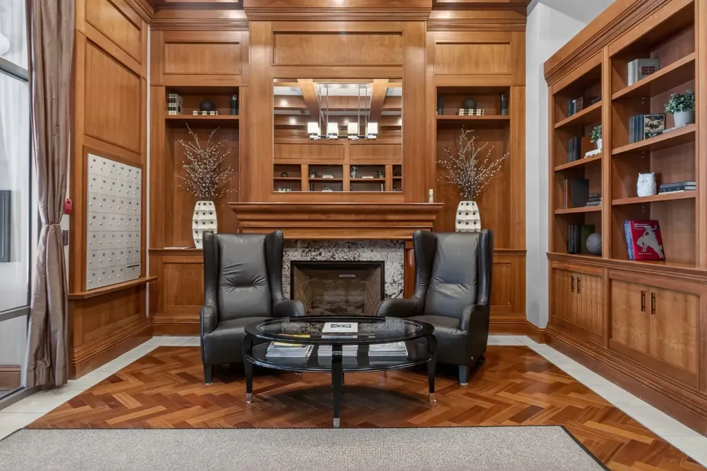 701 3 Avenue SW Calgary AB T2P 5R3