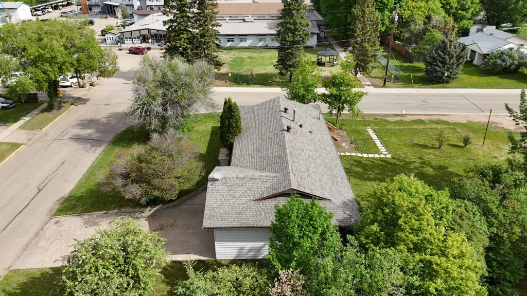 4617 Pleasantview Drive High Prairie AB T0G 1E0