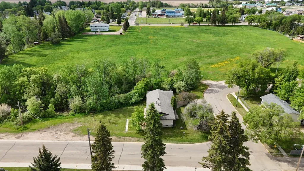 4617 Pleasantview Drive High Prairie AB T0G 1E0