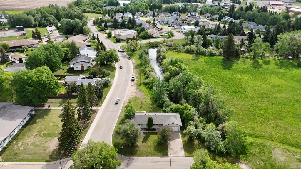 4617 Pleasantview Drive High Prairie AB T0G 1E0