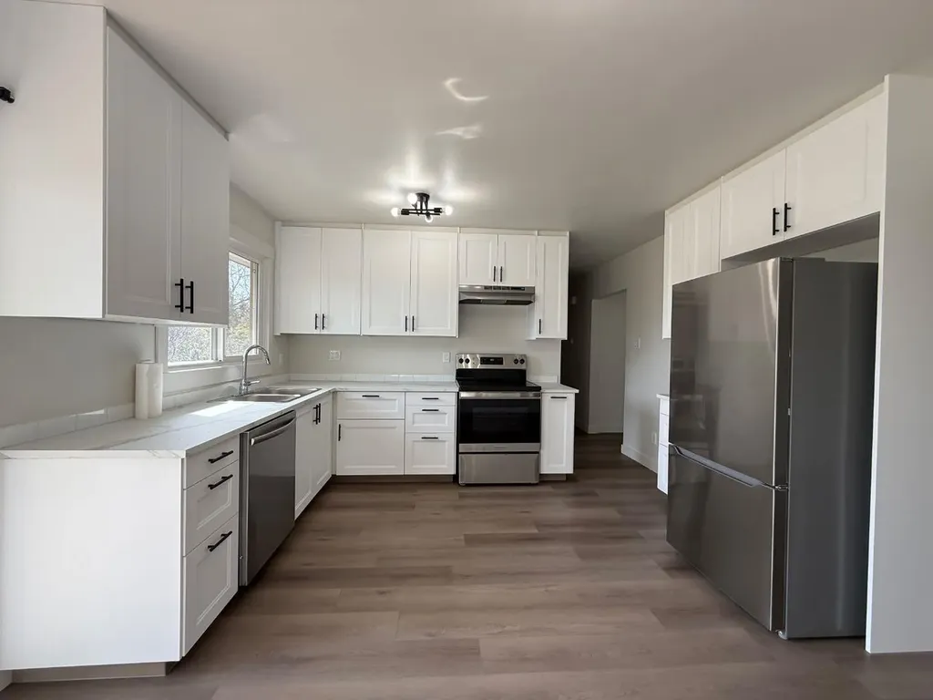 4617 Pleasantview Drive High Prairie AB T0G 1E0