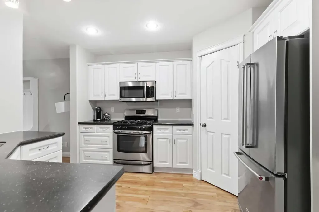 112 Saline Creek Way Fort Mcmurray AB T9K 2V4
