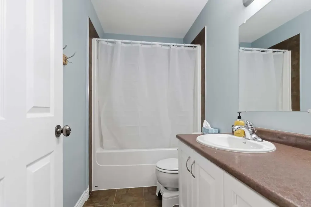 112 Saline Creek Way Fort Mcmurray AB T9K 2V4