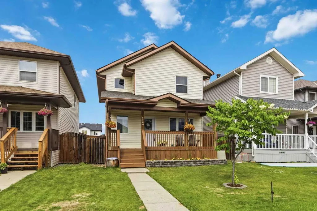 112 Saline Creek Way Fort Mcmurray AB T9K 2V4