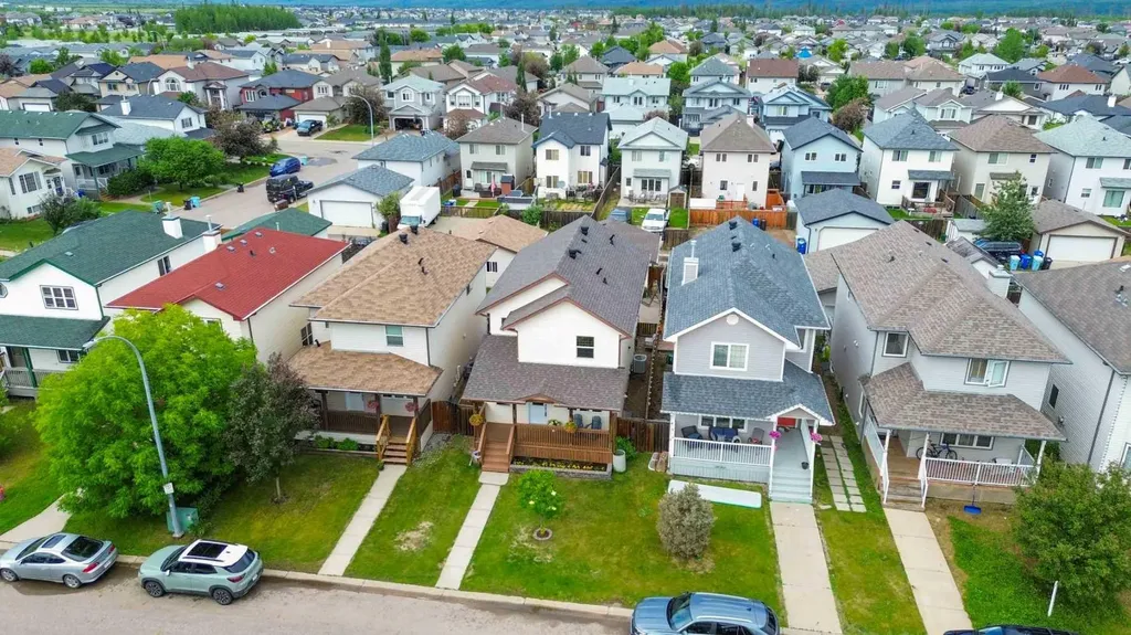 112 Saline Creek Way Fort Mcmurray AB T9K 2V4