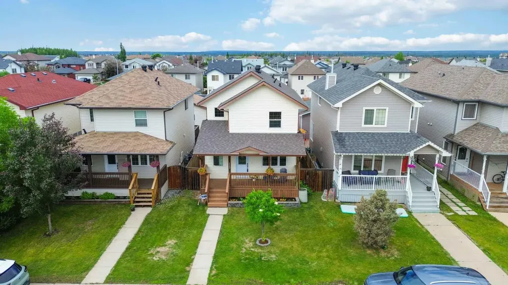 112 Saline Creek Way Fort Mcmurray AB T9K 2V4