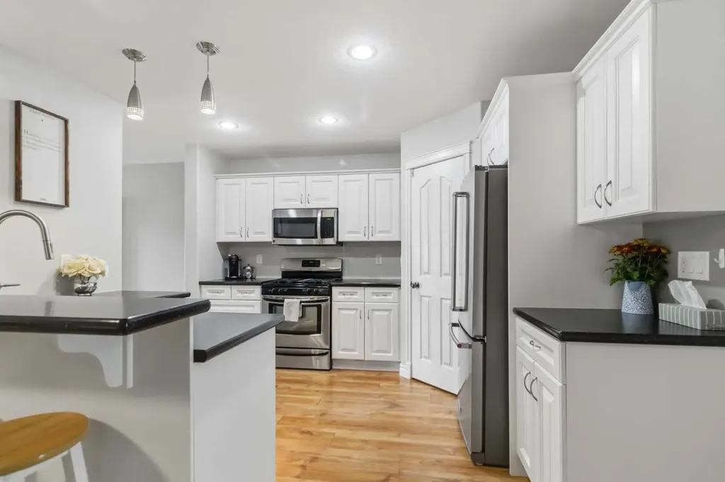 112 Saline Creek Way Fort Mcmurray AB T9K 2V4
