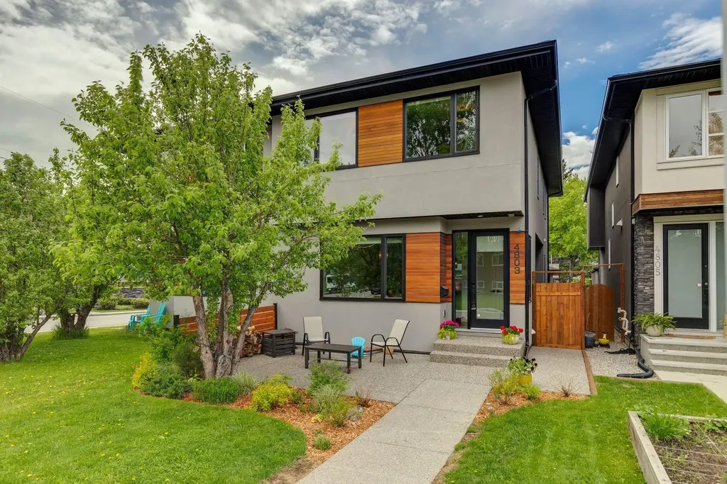 4803 19 Avenue NW Calgary AB T3B 0X6