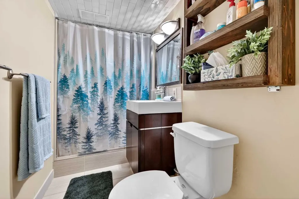 301 46 Avenue SW Calgary AB T2S 1B5