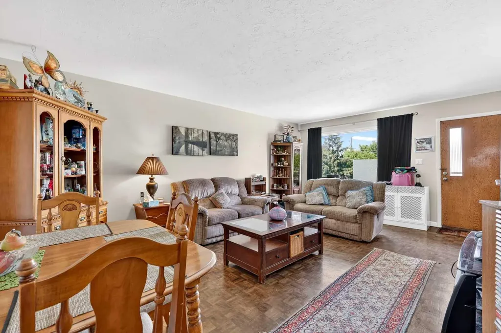 301 46 Avenue SW Calgary AB T2S 1B5