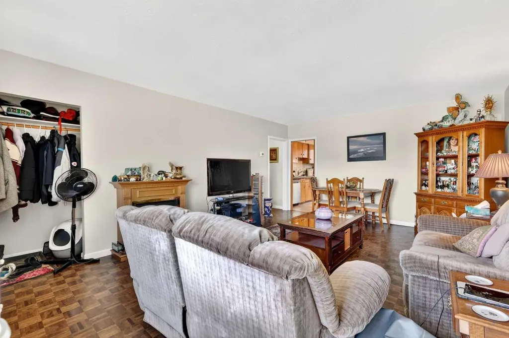 301 46 Avenue SW Calgary AB T2S 1B5