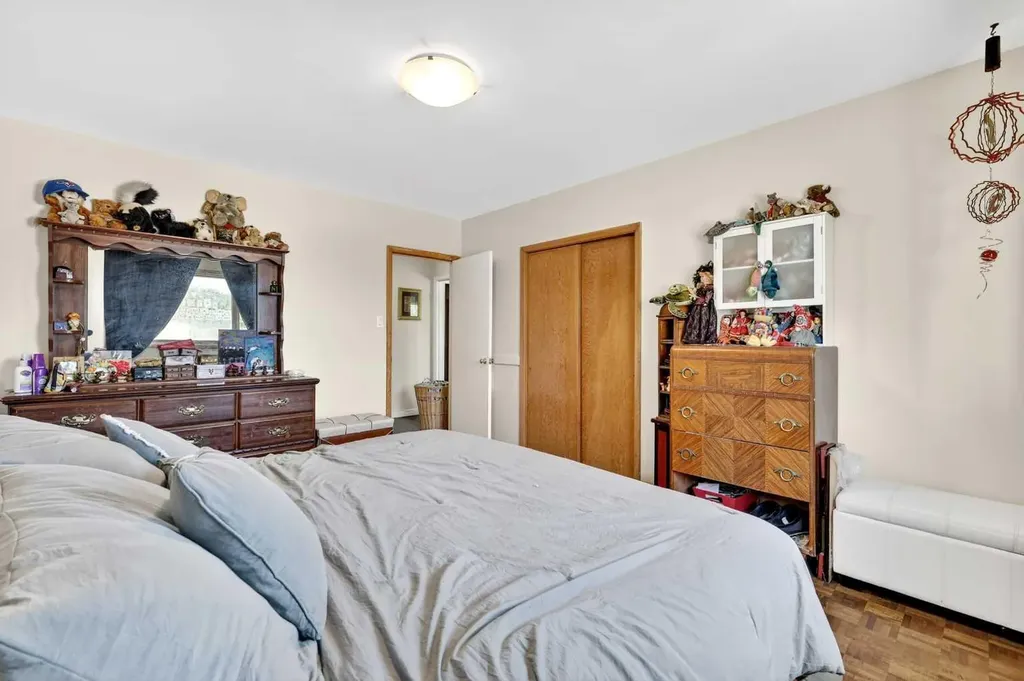 301 46 Avenue SW Calgary AB T2S 1B5
