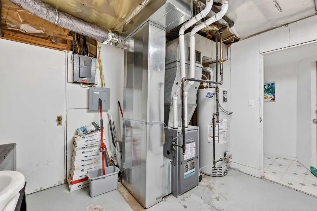 301 46 Avenue SW Calgary AB T2S 1B5