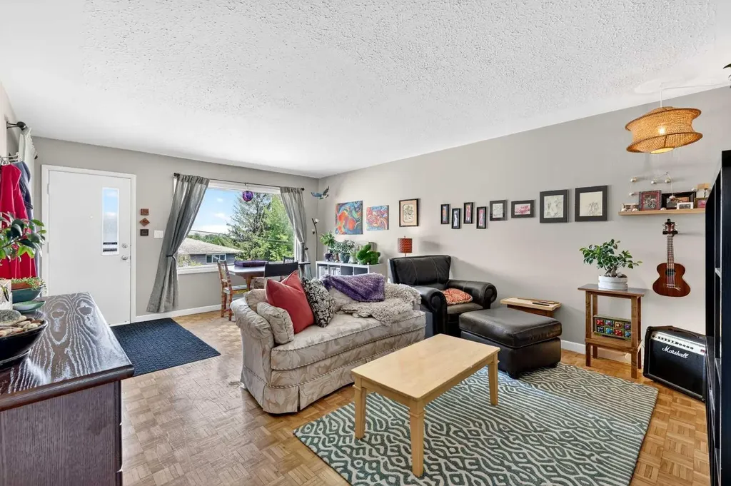 301 46 Avenue SW Calgary AB T2S 1B5