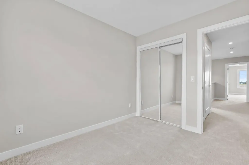 9989 Huxbury Drive NE Calgary AB T2A 8C3