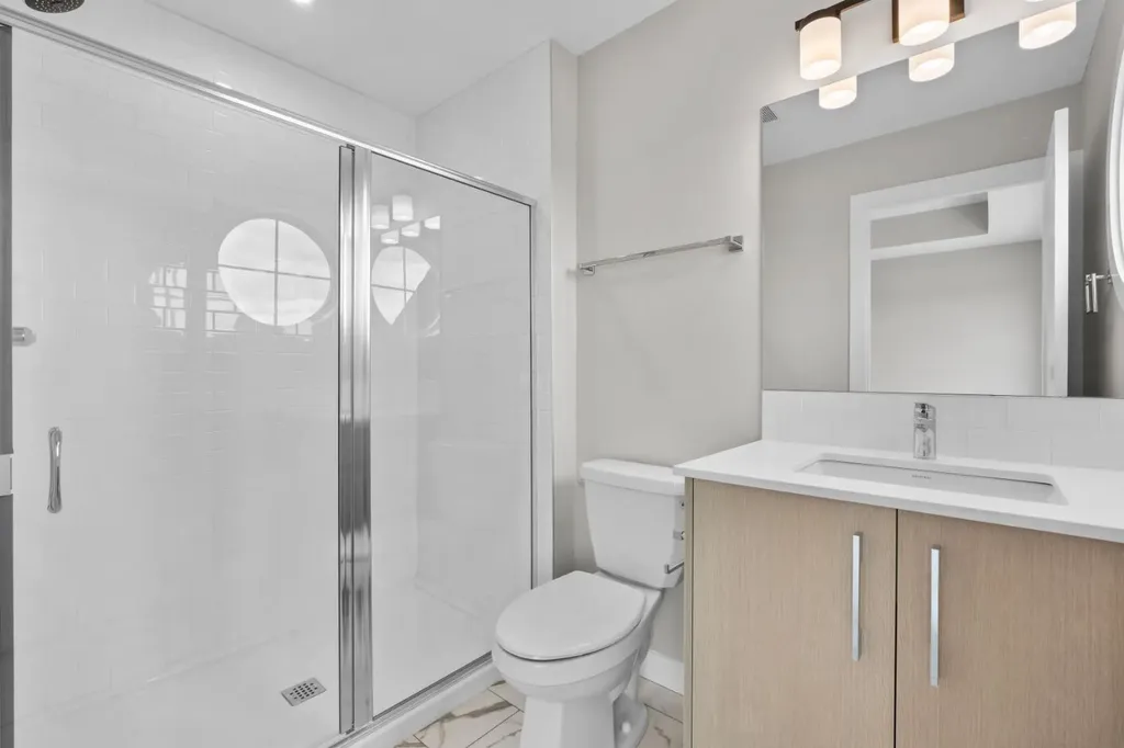 9989 Huxbury Drive NE Calgary AB T2A 8C3