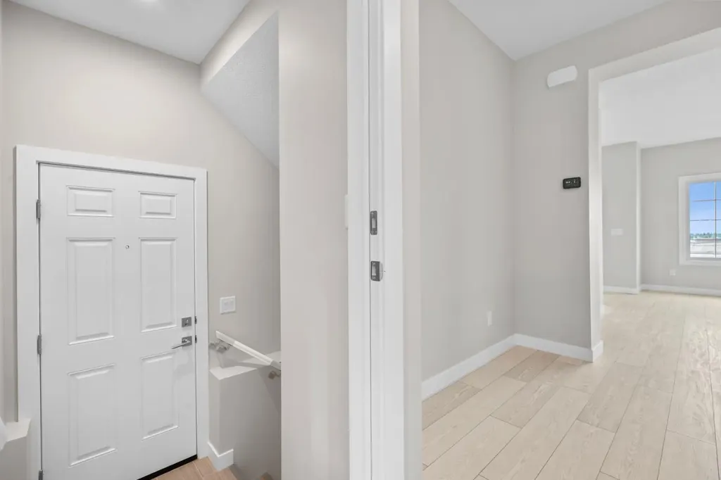 9989 Huxbury Drive NE Calgary AB T2A 8C3