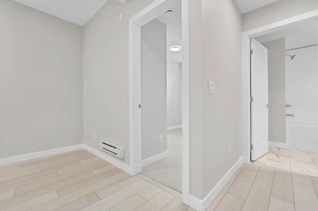 9989 Huxbury Drive NE Calgary AB T2A 8C3