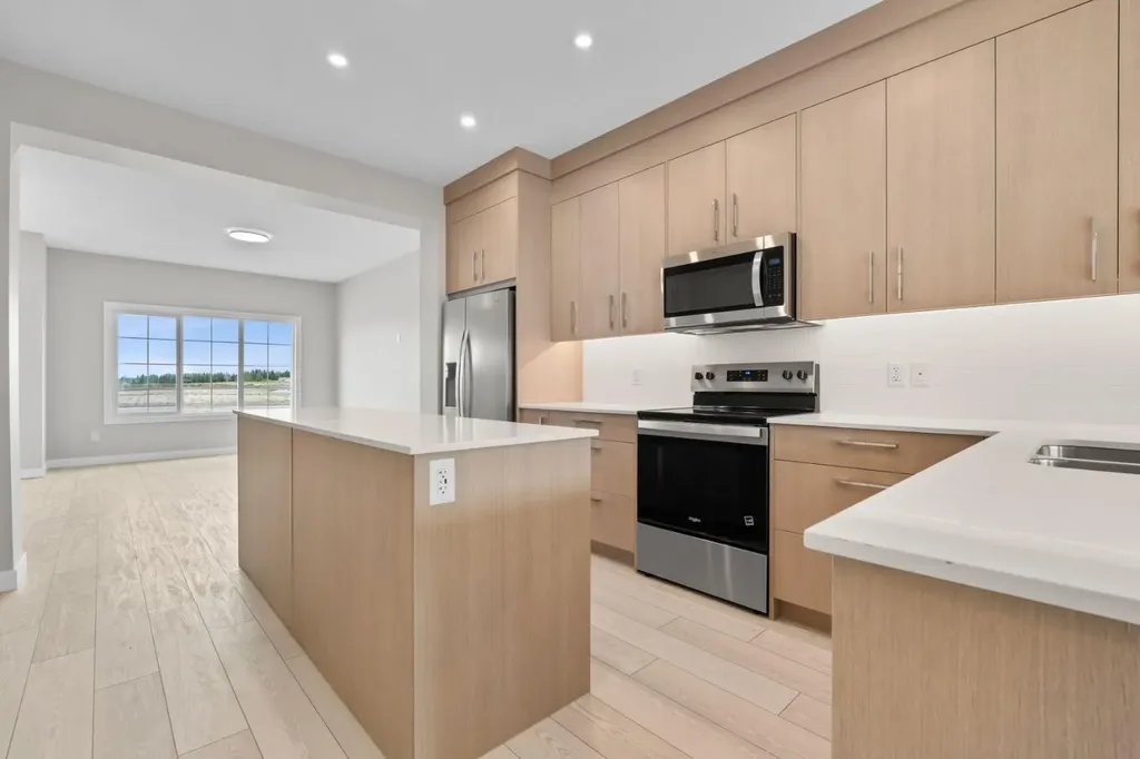 9989 Huxbury Drive NE Calgary AB T2A 8C3