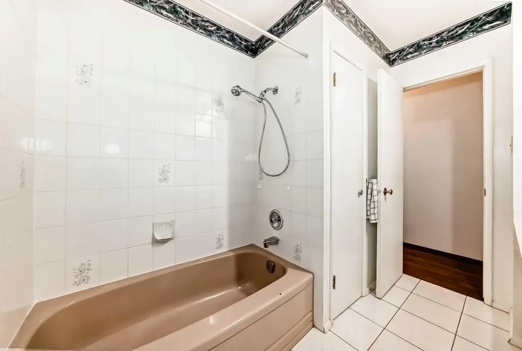 1106 Ninga Road NW Calgary AB T2K2P1