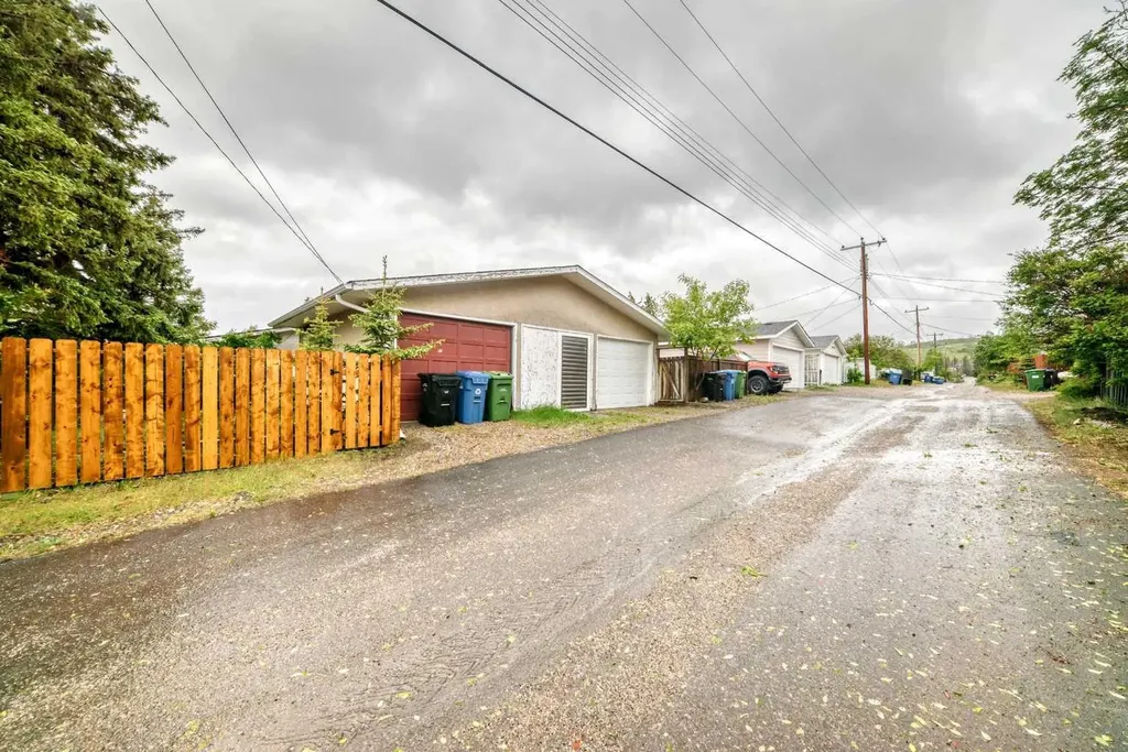 1106 Ninga Road NW Calgary AB T2K2P1