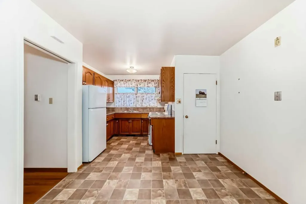1106 Ninga Road NW Calgary AB T2K2P1