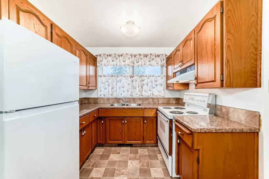 1106 Ninga Road NW Calgary AB T2K2P1