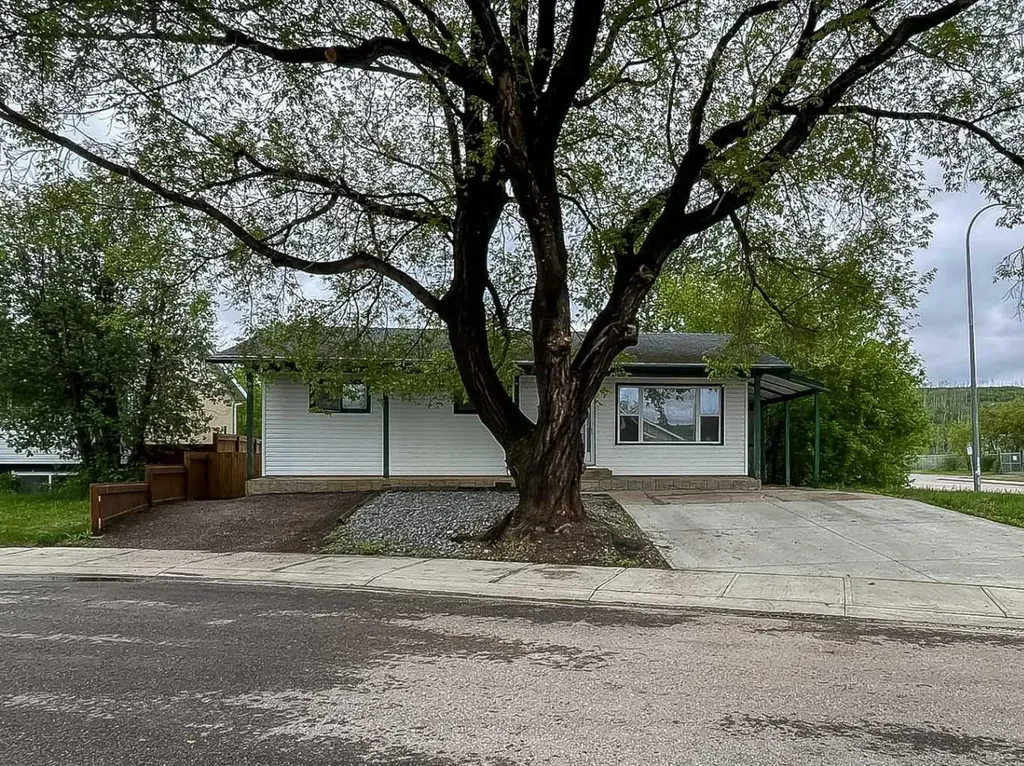 104 Hill Drive Fort Mcmurray AB T9H 2B5