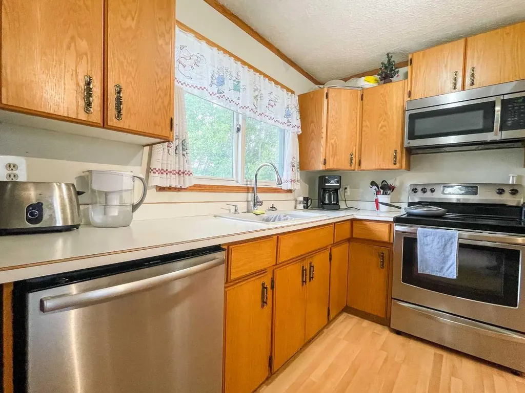 104 Hill Drive Fort Mcmurray AB T9H 2B5