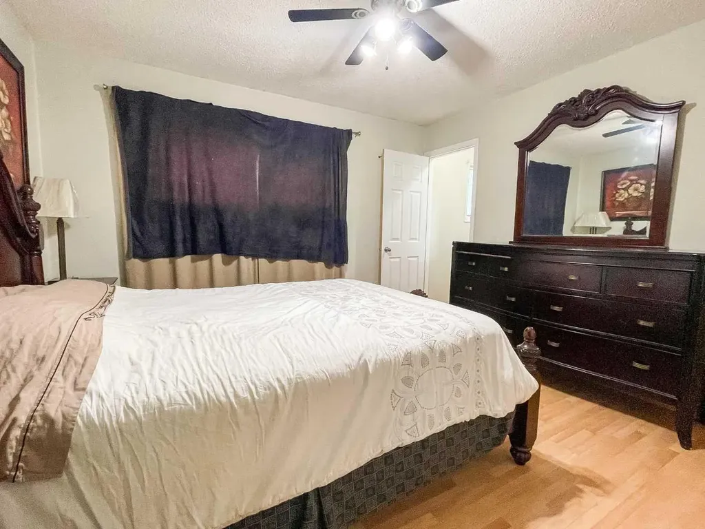 104 Hill Drive Fort Mcmurray AB T9H 2B5