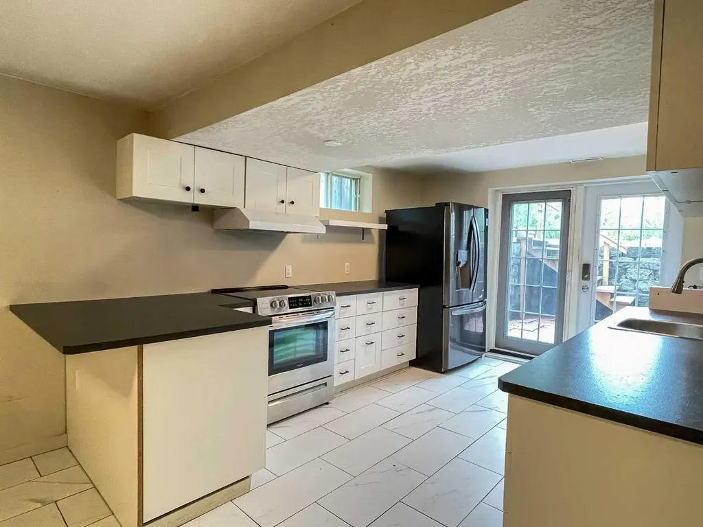 104 Hill Drive Fort Mcmurray AB T9H 2B5
