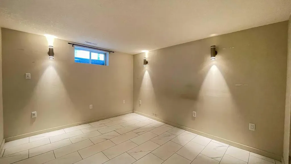 104 Hill Drive Fort Mcmurray AB T9H 2B5