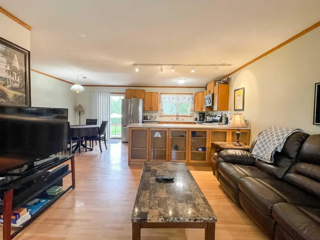 104 Hill Drive Fort Mcmurray AB T9H 2B5
