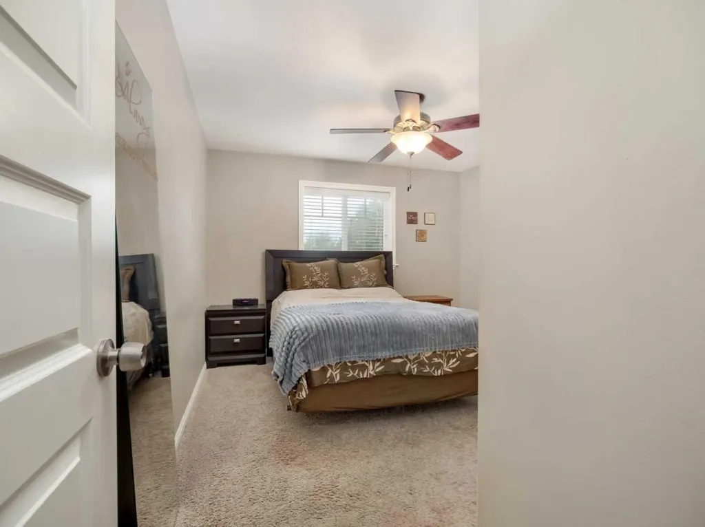5207 58 Avenue Taber AB T1G 1K7