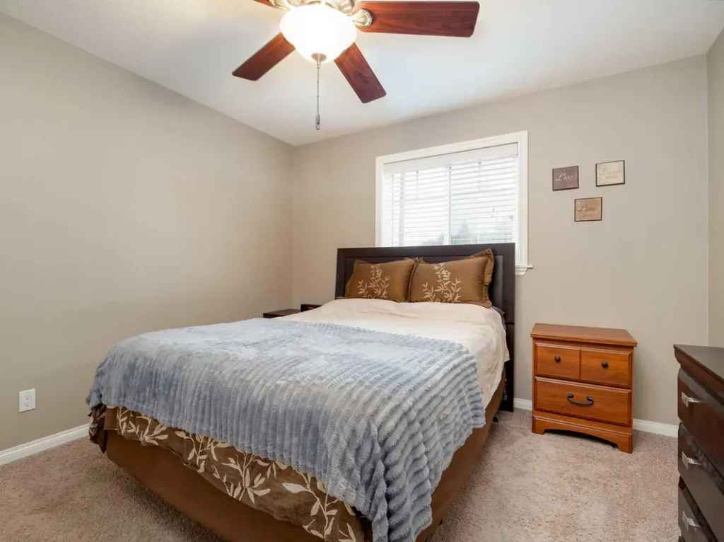 5207 58 Avenue Taber AB T1G 1K7