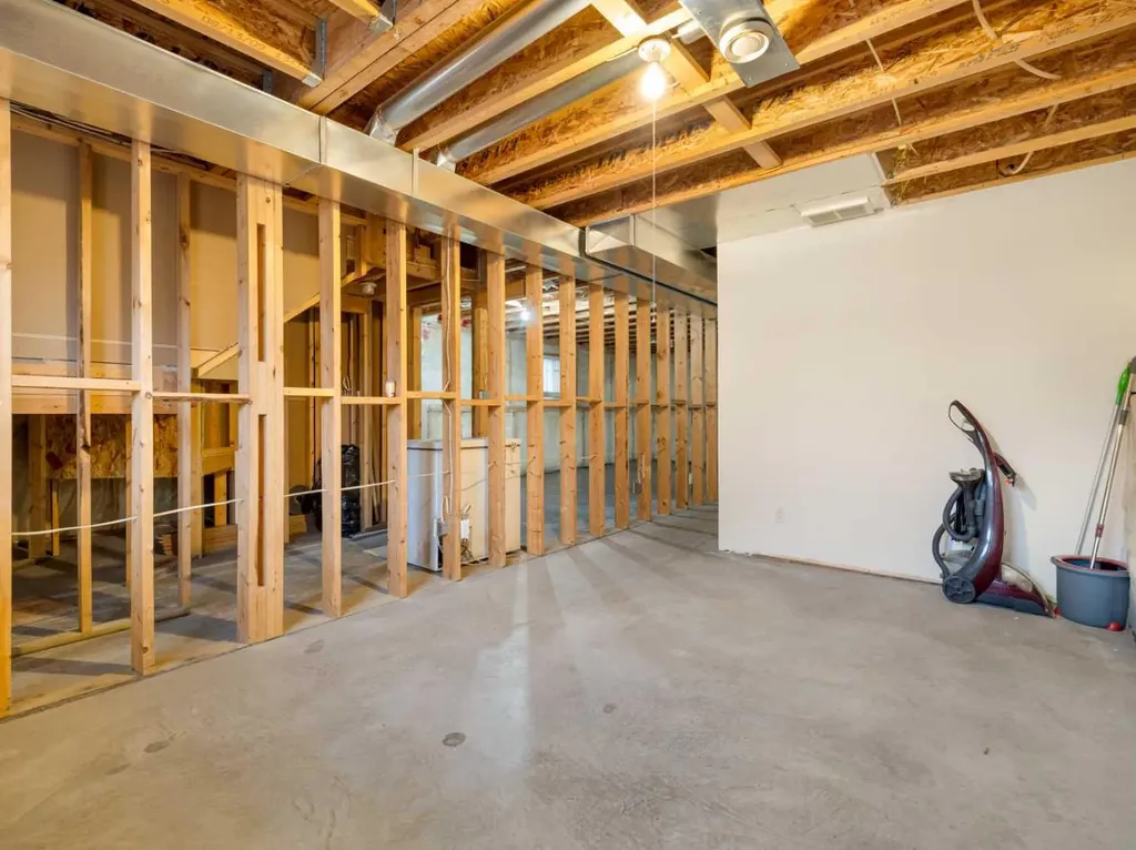 5207 58 Avenue Taber AB T1G 1K7