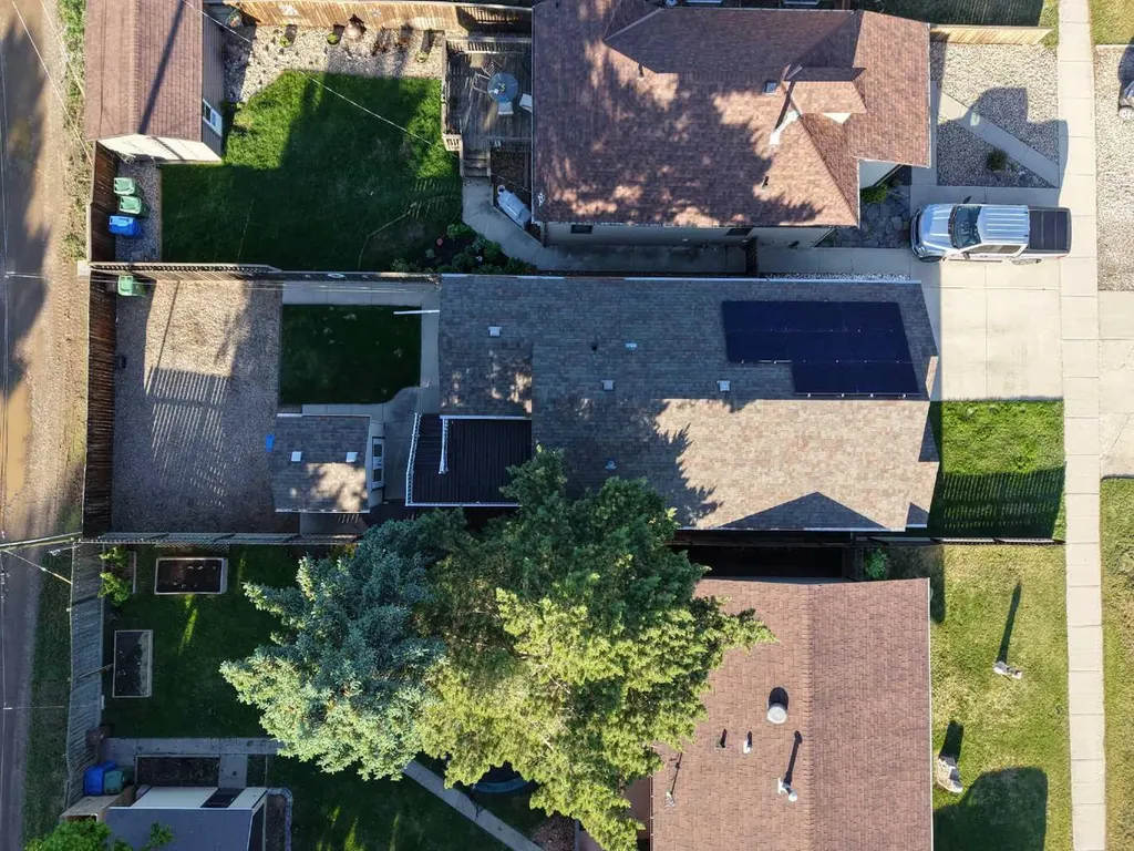 5207 58 Avenue Taber AB T1G 1K7
