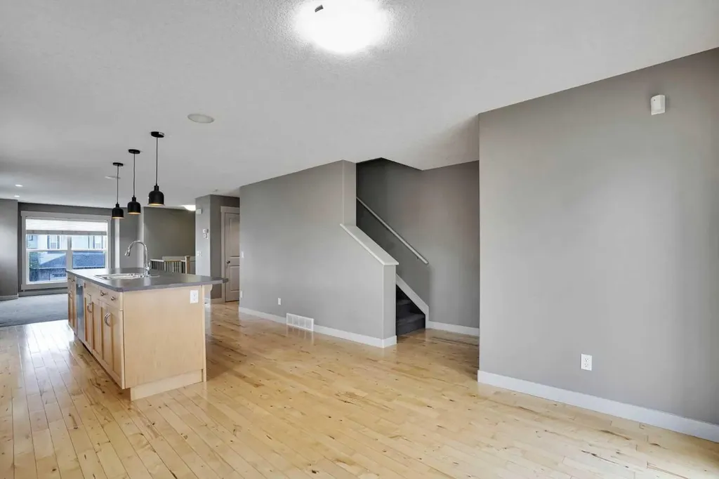 124 Lavender Link Chestermere AB T1X 0E6