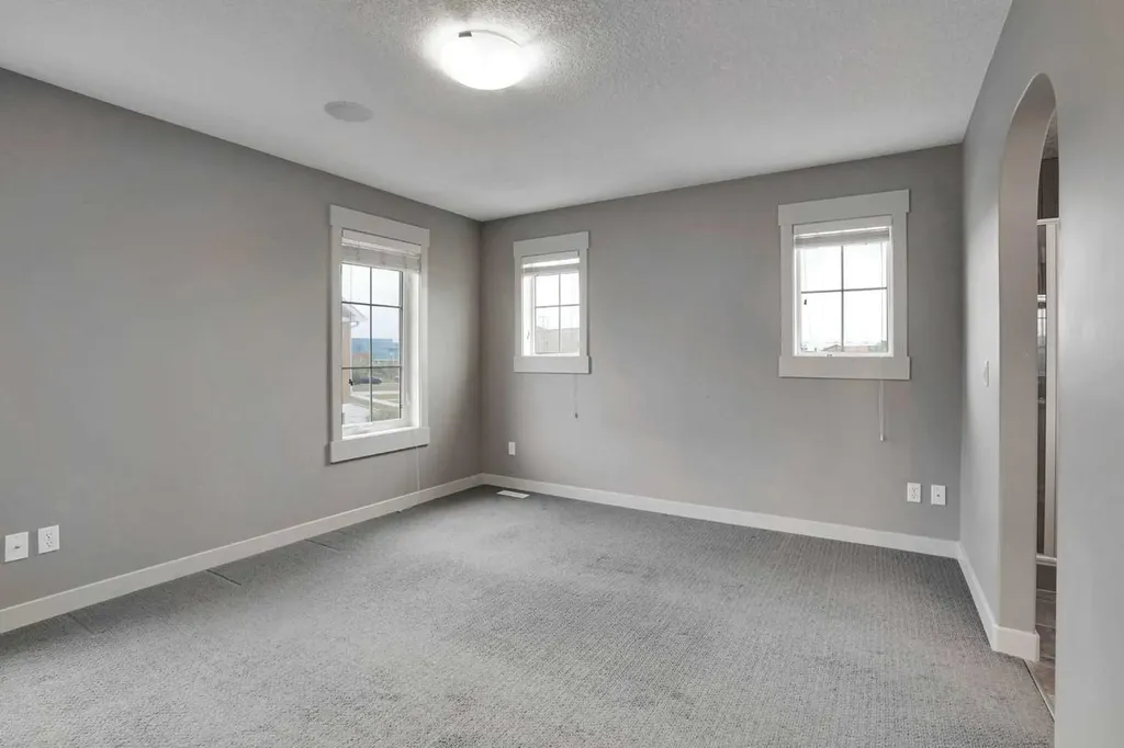 124 Lavender Link Chestermere AB T1X 0E6