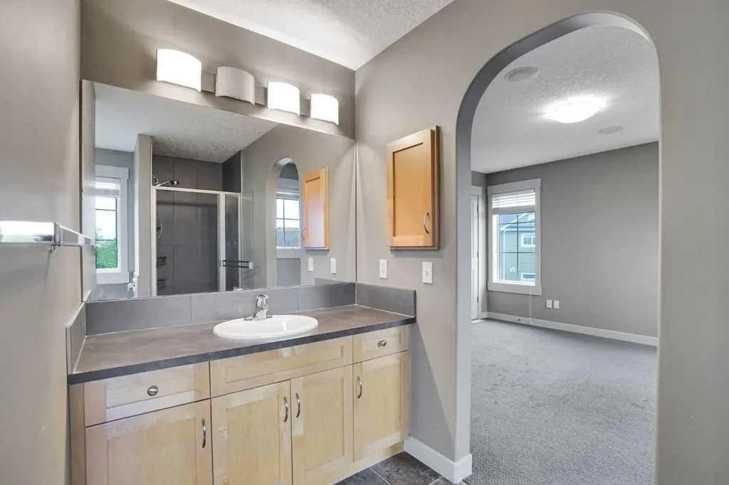 124 Lavender Link Chestermere AB T1X 0E6