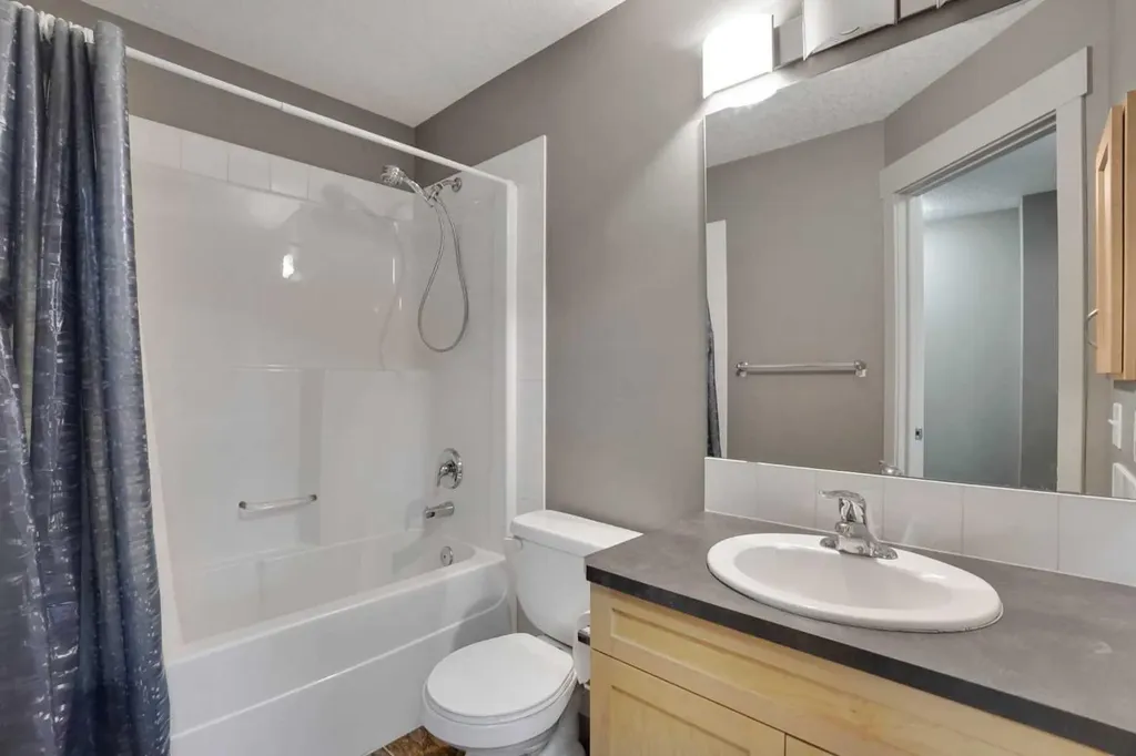 124 Lavender Link Chestermere AB T1X 0E6