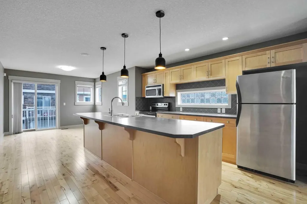 124 Lavender Link Chestermere AB T1X 0E6