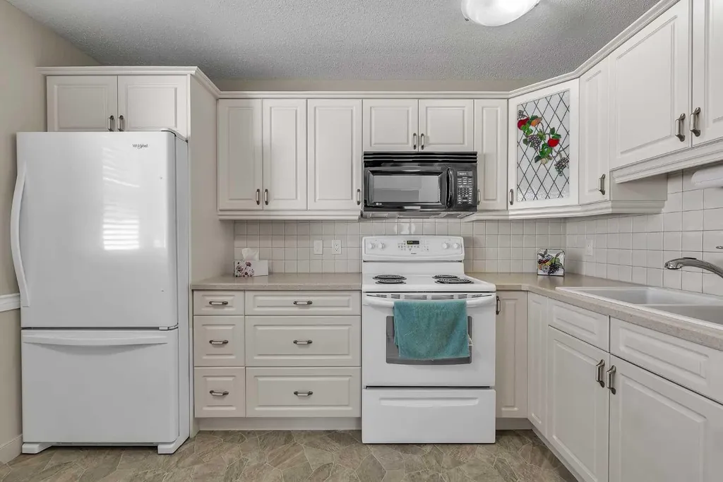 99 Huntford Road NE Calgary AB T2K 3Z1